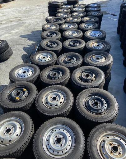 ⛄145R12 LT❄️軽トラ、バンに！❄️スチールホイール付スタッドレスタイヤ大量入荷しました⛄