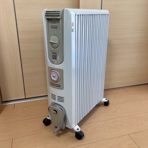 【美品】デロンギ　オイルヒーター