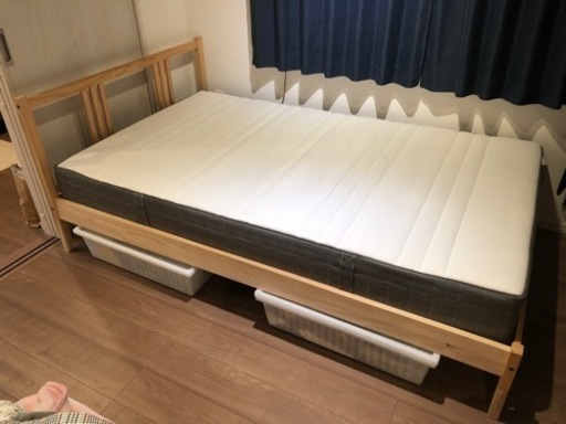 IKEA セミダブルベッド　マットレス付き