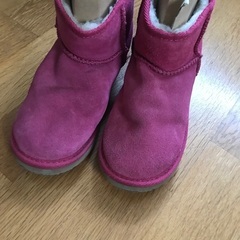アグブーツ　子供21センチ