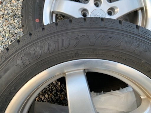 215/55R16 スタッドレスタイヤ ホイール4本セット　VWパサート