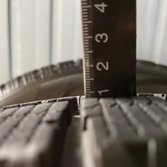 ブリヂストンスタッドレス　2019年製　バリ溝　VRX2 215/60R 16の画像