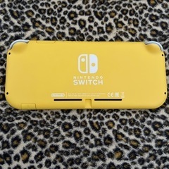Nintendo Switch LITE イエローの画像