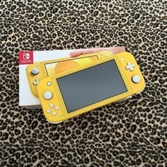 Nintendo Switch LITE イエロー