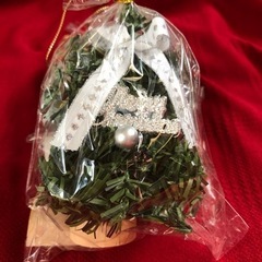 【新品】クリスマス飾り（シルバーリボン）の画像