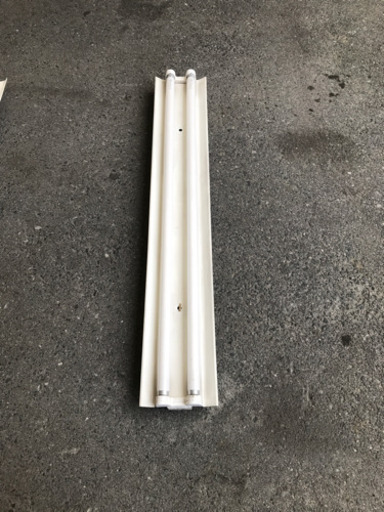 天井に付いていた蛍光灯　40w×2 NO2