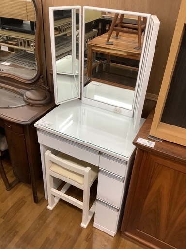 ドレッサー　一生紀　ホワイト