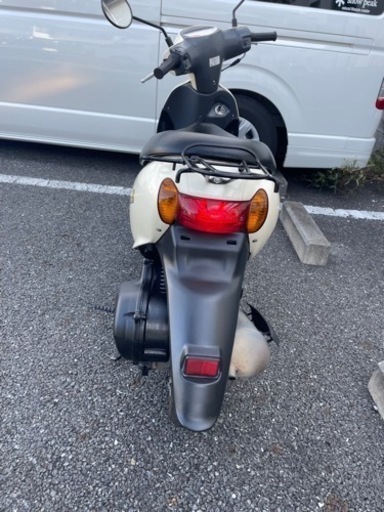 スズキレッツ4乗れますが白煙出ます