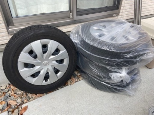 ブリヂストン　15インチ　スタッドレスタイヤ　175/65/R15