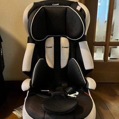 コンビ　ジョイトリップ　チャイルドシート　ジュニアシート