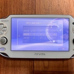 PS Vita と ソフト5本の画像