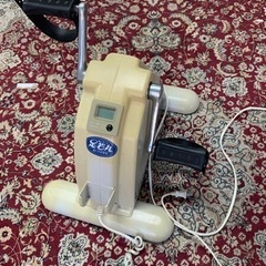足若丸　座った姿勢で足を鍛える