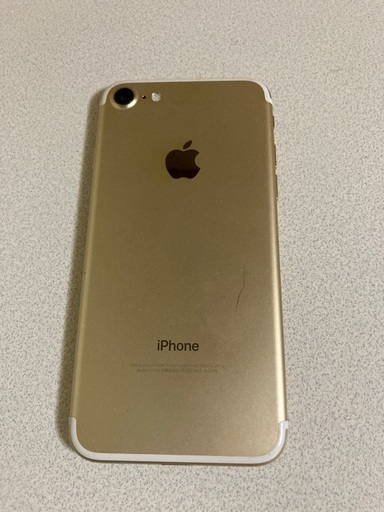 iPhone7 中古　ゴールドピンク？