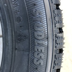 2022年製国産タイヤトーヨー(TOYO) スタッドレスタイヤ OBSERVE GARIT GIZ 155/65R14 1本の画像