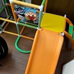 アンパンマン　ジャングルジム　滑り台
