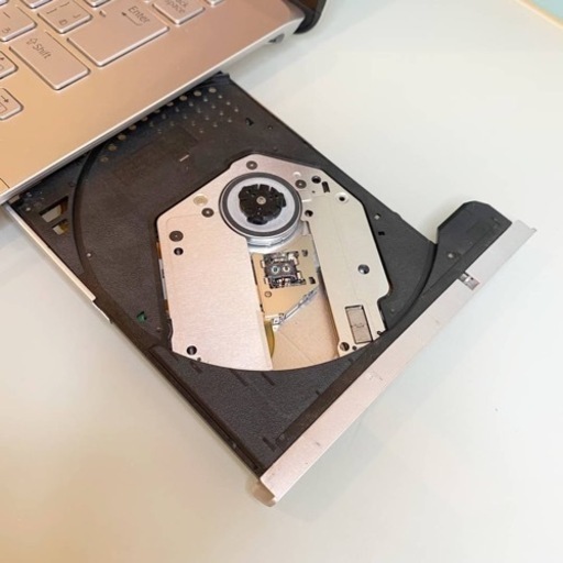 VAIO/タッチパネル機能/美品/高性能/シルバー/新品　高速　SSD 256G