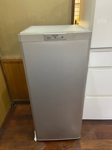 三菱電機 ノンフロン冷凍庫 W480×D586×H1126 121L 2016年 ファン式 単相100V MF-U12Y-S 冷凍ストッカー