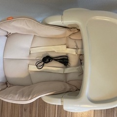 【専用】コンビ　電動　ハイローチェアの画像