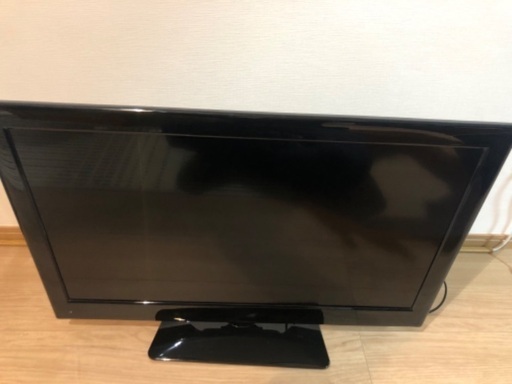 32型液晶テレビ、録画も出来ます、カード付き