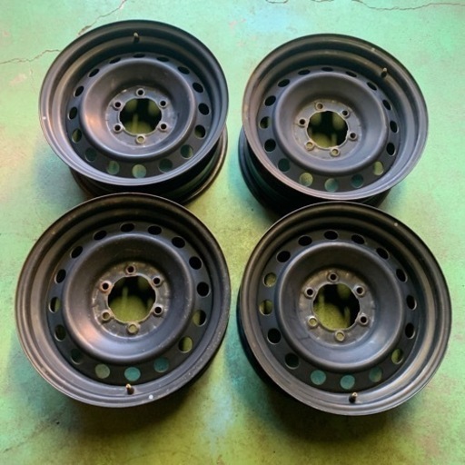 格安 FJｸﾙｰｻﾞｰ純正ﾎｲｰﾙ ﾌﾟﾗﾄﾞ ﾊｲﾗｯｸｽ ﾊｲｴｰｽ 4本ｾｯﾄ