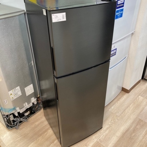 maxzenの2ドア冷蔵庫入荷致しました。