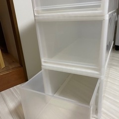 プラスチック衣装ケースお譲りします