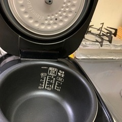 炊飯器(コンセント無、焦げ付き有)の画像