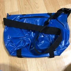 お話し合い中　大きめで頑丈なメッセンジャーバッグの画像