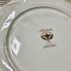値下げ！新品未使用☆ノリタケ　プレートの画像