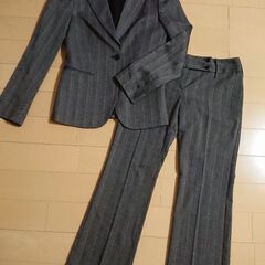 069 BENETTON スーツの画像