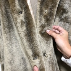 Jolene SEVET  フェイクファーコート【綺麗】の画像