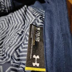 アンダーアーマー トレーニングジャケットの画像