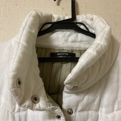 ダウンベストの画像