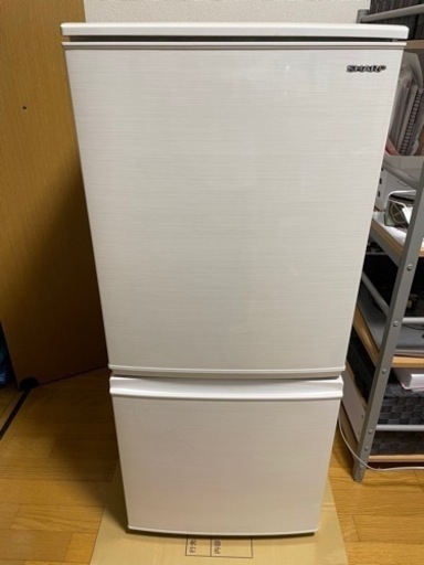 2019年製　SHARP冷蔵庫　137L