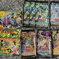 遊戯王カード 未開封12袋、スターターキットセット（バラ売り不可）【値下げ交渉可】の画像