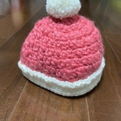 新生児～6ヶ月手編み帽子の画像