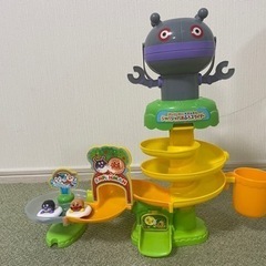 アンパンマンとだだんだん　ジャバジャバおふろスライダー