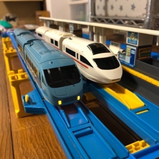 [売切れ]P22203 プラレール小田急ロマンスカーVSE・ライト付MSE