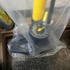 空気入れ　メーター付きの画像