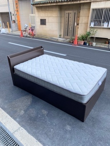 🌸セミダブルベッドマットレスセット4つ引き出し有り🌸大阪市内配達設置無料🌸🌸
