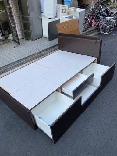 ?セミダブルベッドマットレスセット4つ引き出し有り?大阪市内配達設置無料??