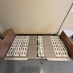 美品　パラマウントベッド　3モーター　電動ベッド　電動介護ベッド...