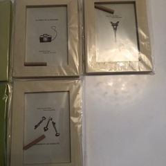 100均で買った写真立ての画像