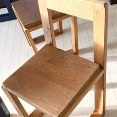 差し上げます！テーブルと椅子2脚の画像