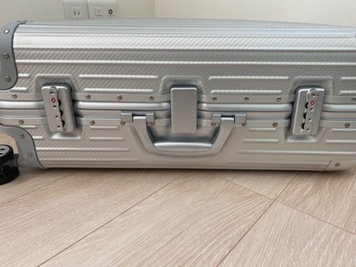 PROEVO アルミスーツケース　Mサイズ
