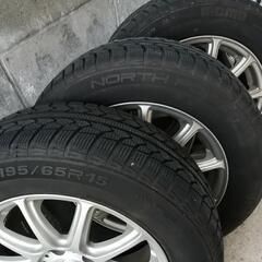 【受け渡し予定者決まりました】スタッドレスタイヤ　ホイール付き４本セットの画像