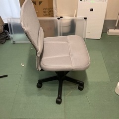 オフィスチェアの画像