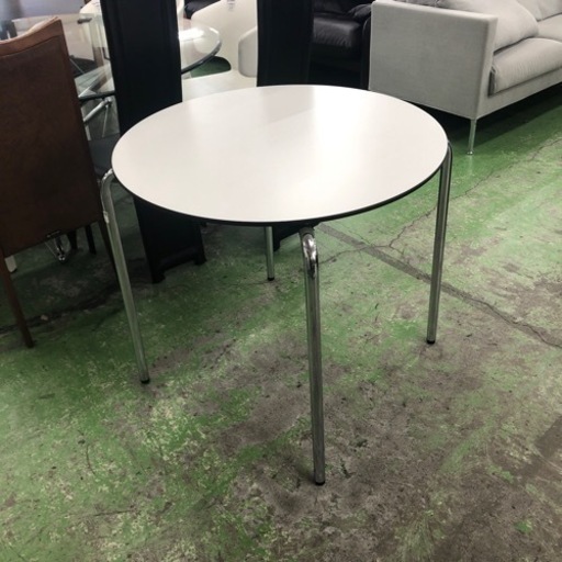 Vitra ラウンドテーブル