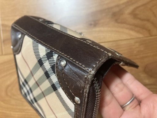 BURBERRY   バーバリー  二つ折り財布