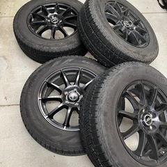 スタッドレス　タイヤ　225 65 r17 